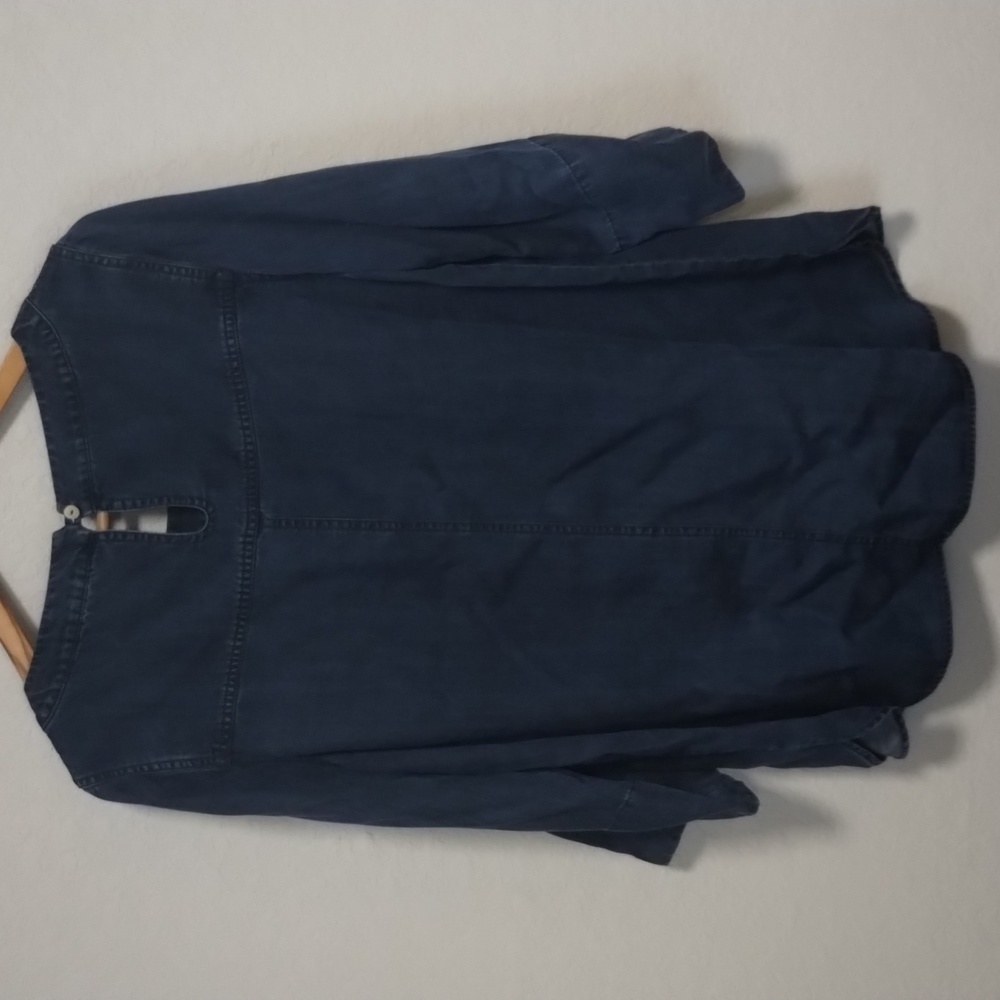 Soft Sorroundings Chambray Georgica Blouse - Picture 4 of 9
